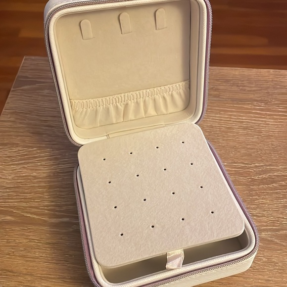 NWOT Travel Jewelry Case - Picture 4 of 7